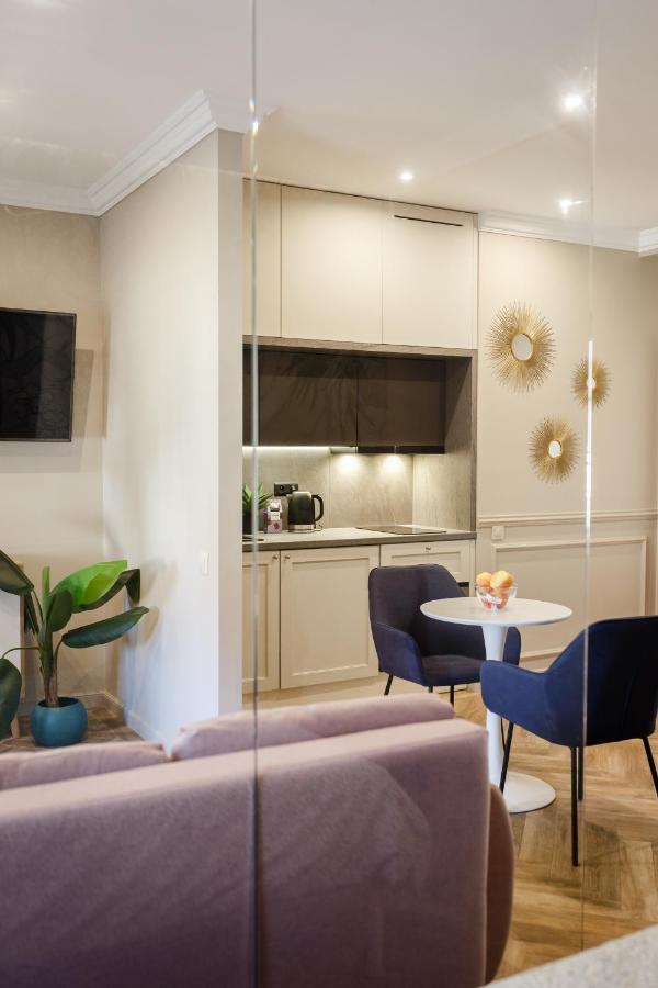 Apartamenty Zamkowe Centrum Квидзин Екстериор снимка